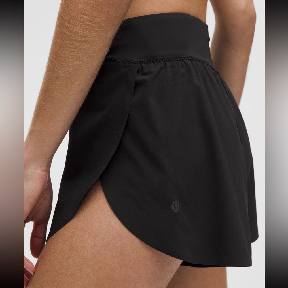 Lulu Fast & Free high rise split short 3”